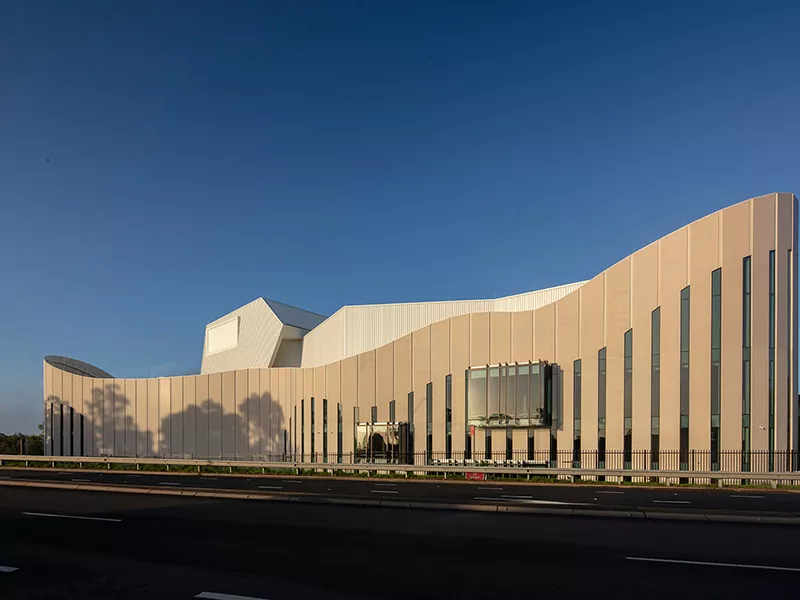 Hvorfor er teaterbygning med stålstruktur viktig i moderne arkitektur?